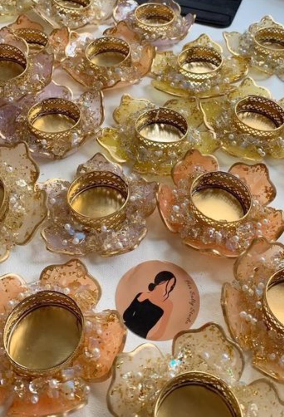 Resin t light holders with t light